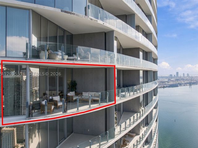 300 Biscayne Boulevard Way 4007W, Miami, FL 33131