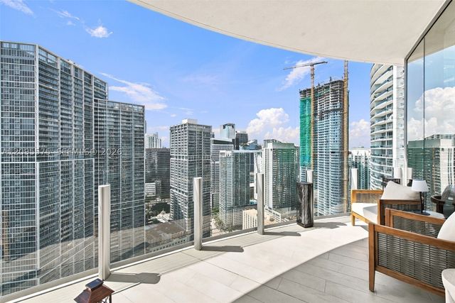 300 Biscayne Boulevard Way 4007W, Miami, FL 33131