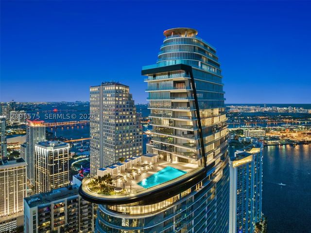 300 Biscayne Boulevard Way 4007W, Miami, FL 33131