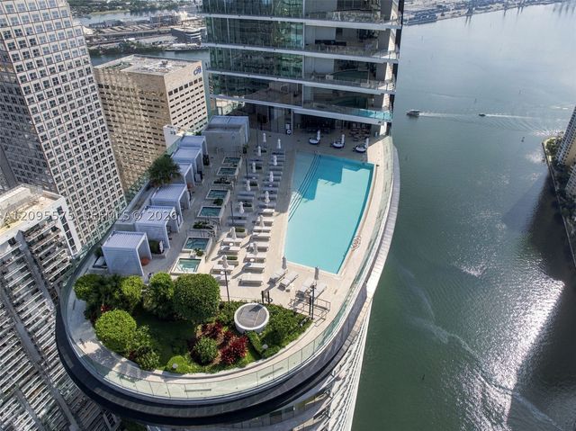 300 Biscayne Boulevard Way 4007W, Miami, FL 33131