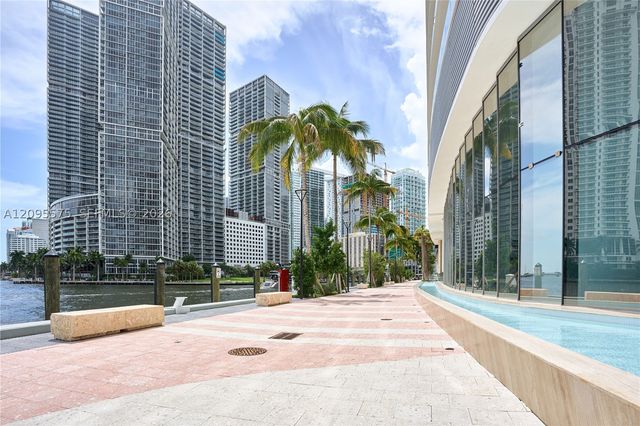 300 Biscayne Boulevard Way 4007W, Miami, FL 33131