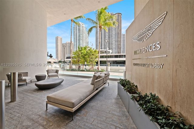 300 Biscayne Boulevard Way 4007W, Miami, FL 33131