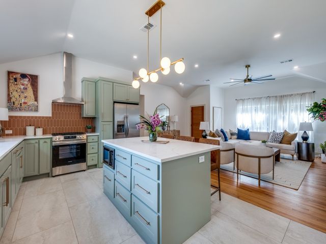 9518 Michael Lane, Dallas, TX 75228