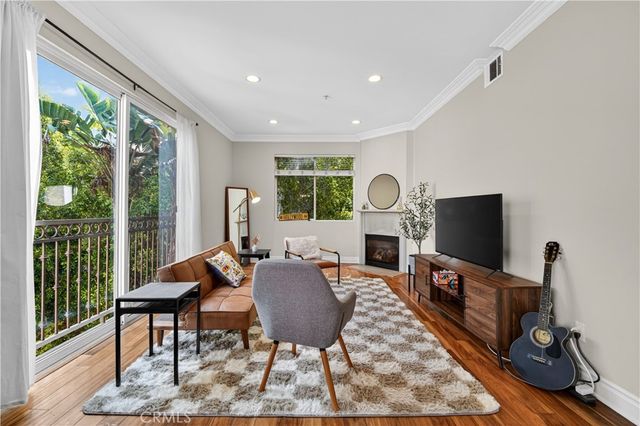 1444 S Point View Street PH 307, Los Angeles, CA 90035