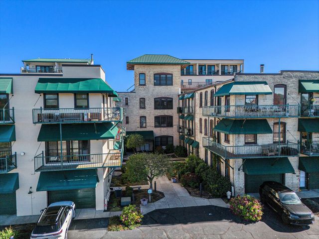 110 N Harbor Drive 304, Grand Haven City, MI 49417