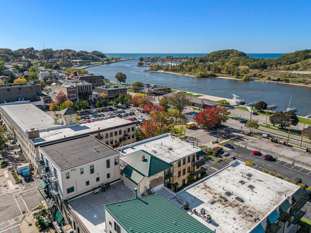 110 N Harbor Drive 304, Grand Haven City, MI 49417