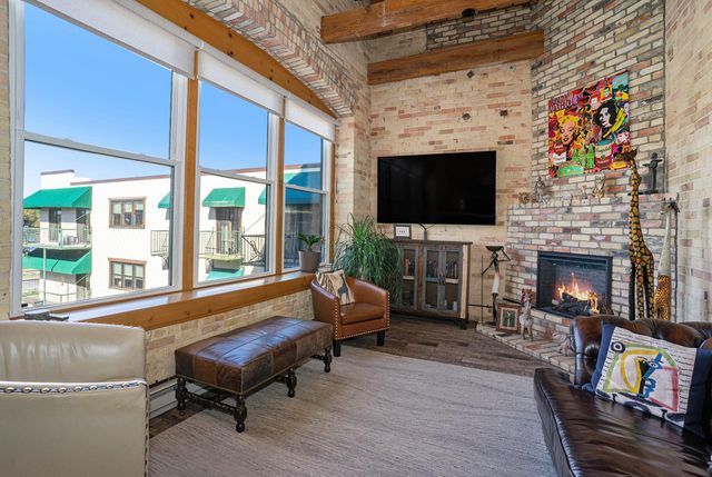 110 N Harbor Drive 304, Grand Haven City, MI 49417