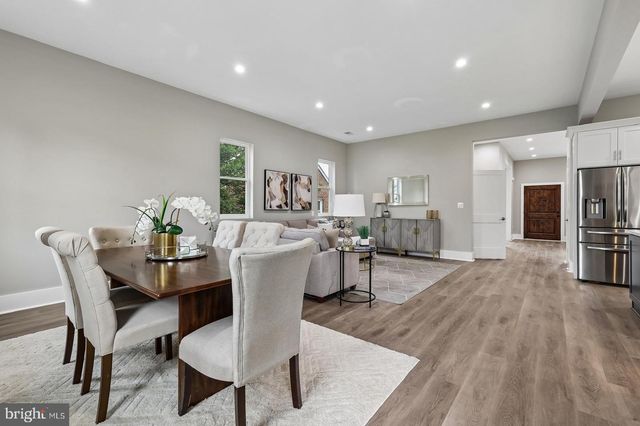 735 N GEORGE MASON DR, Arlington, VA 22203