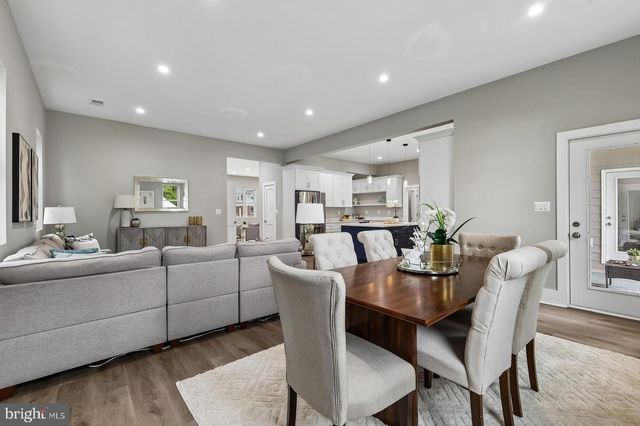 735 N GEORGE MASON DR, Arlington, VA 22203