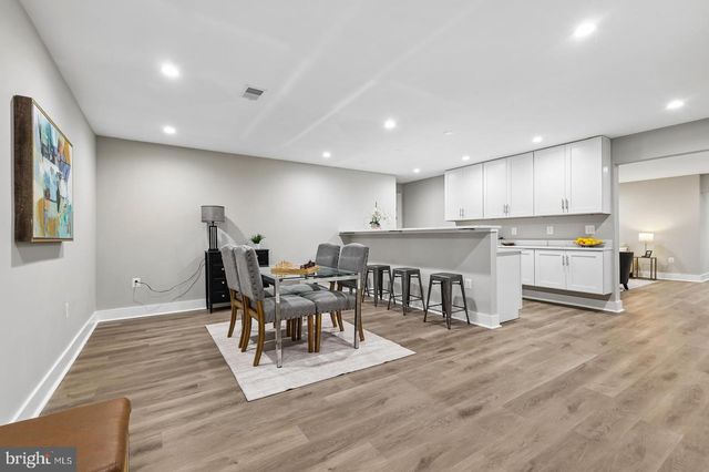 735 N GEORGE MASON DR, Arlington, VA 22203