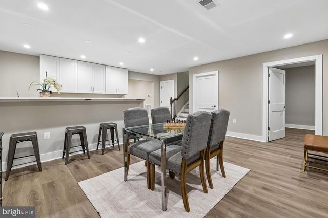 735 N GEORGE MASON DR, Arlington, VA 22203