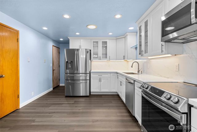 1961 NE 9th Avenue, Oak Harbor, WA 98277