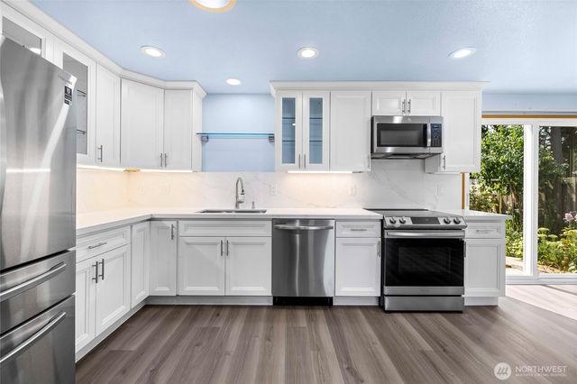 1961 NE 9th Avenue, Oak Harbor, WA 98277
