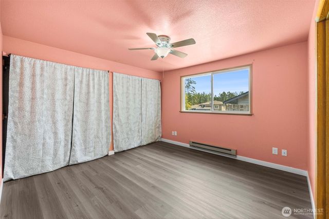 1961 NE 9th Avenue, Oak Harbor, WA 98277