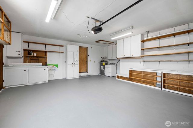 1961 NE 9th Avenue, Oak Harbor, WA 98277