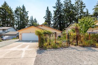 1961 NE 9th Avenue, Oak Harbor, WA 98277