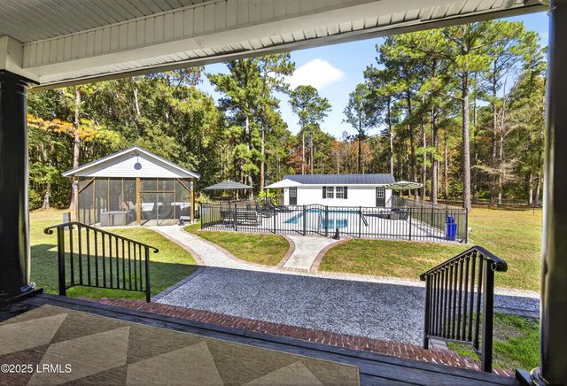 73 School Cut Road, Hardeeville, SC 29927