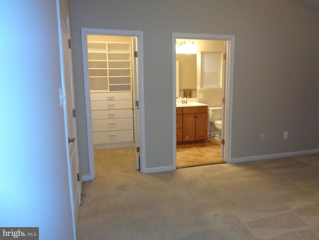 528 VICTORIANNA DR, Capitol Heights, MD 20743