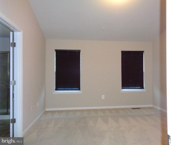 528 VICTORIANNA DR, Capitol Heights, MD 20743