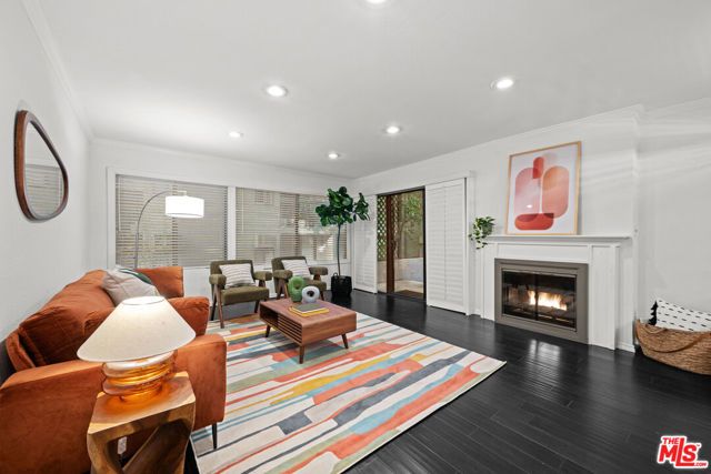 950 N Kings Road 160, West Hollywood, CA 90069