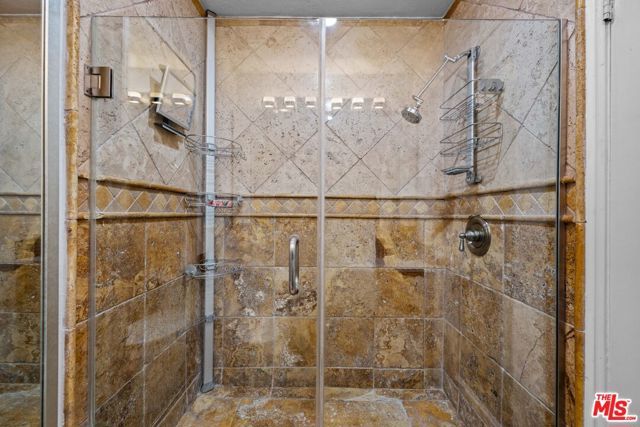 950 N Kings Road 160, West Hollywood, CA 90069