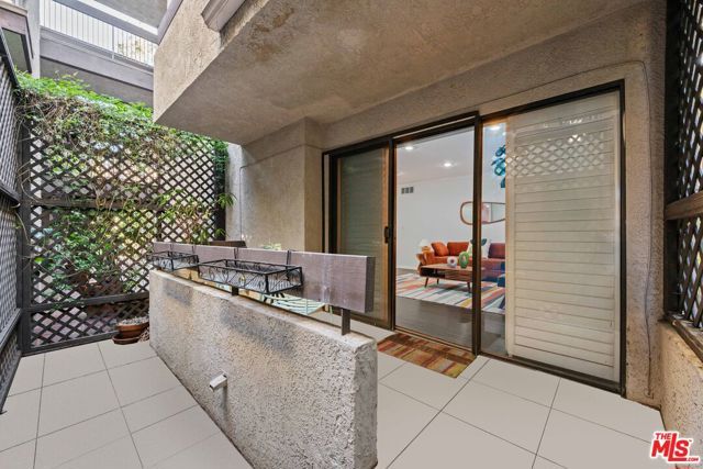 950 N Kings Road 160, West Hollywood, CA 90069