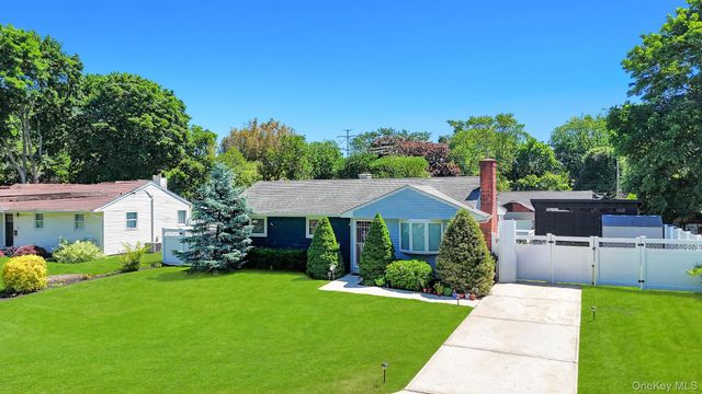 2815 Eagle Avenue, Medford, NY 11763