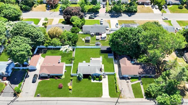 2815 Eagle Avenue, Medford, NY 11763