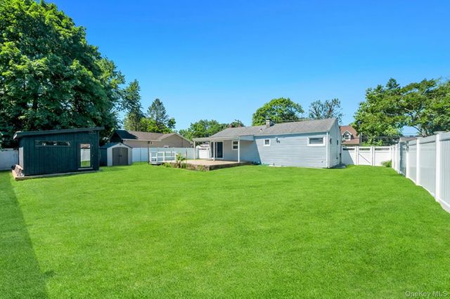2815 Eagle Avenue, Medford, NY 11763