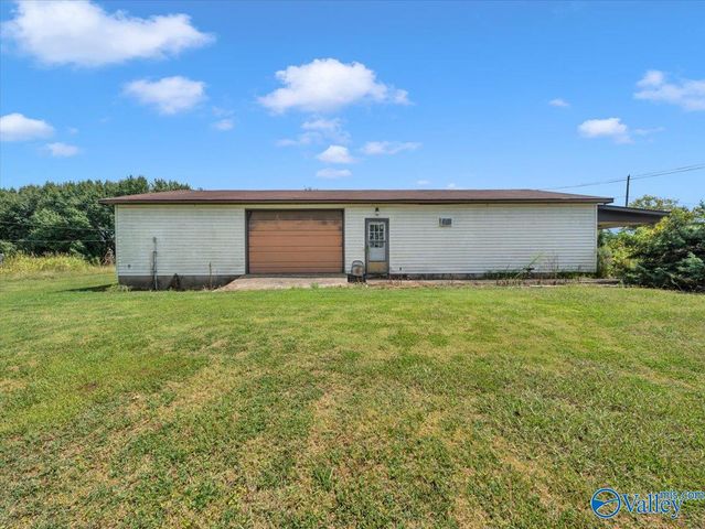 7750 County Road 170, Trinity, AL 35673