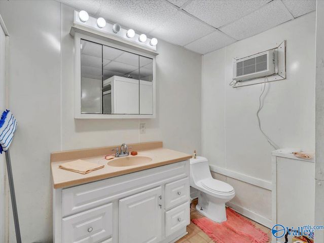 7750 County Road 170, Trinity, AL 35673