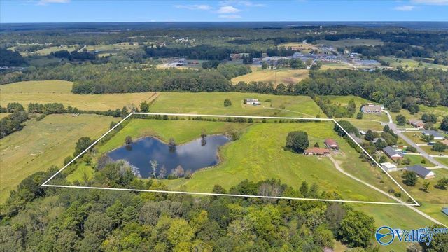 7750 County Road 170, Trinity, AL 35673