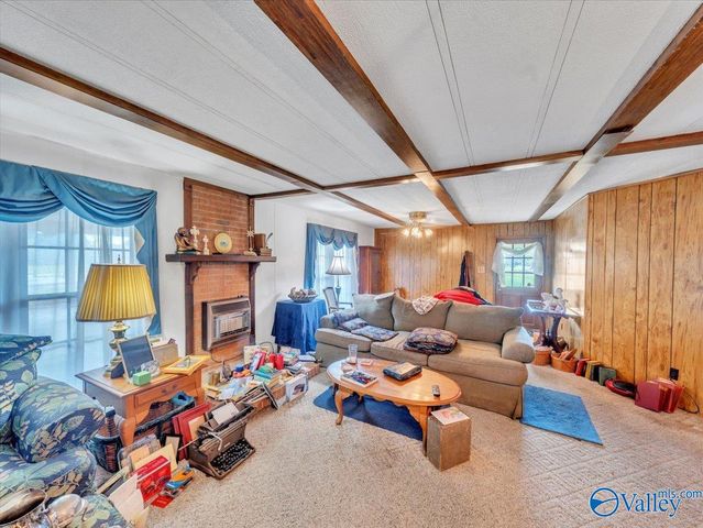 7750 County Road 170, Trinity, AL 35673