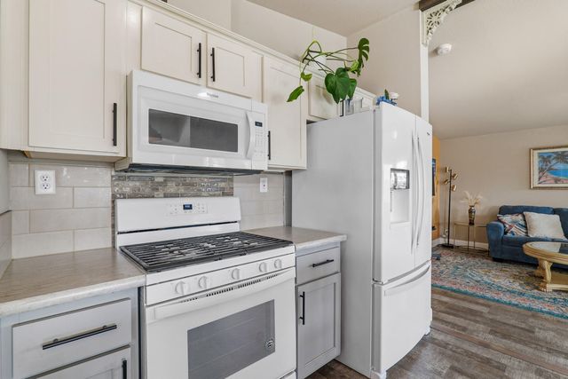 900 Kings Way, Grants Pass, OR 97526