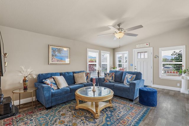 900 Kings Way, Grants Pass, OR 97526