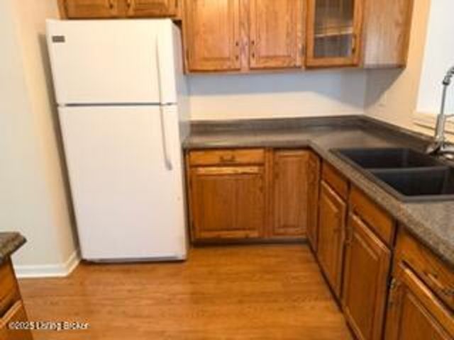 3507 Huon Dr, Louisville, KY 40218