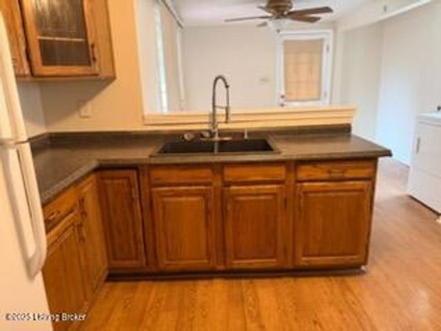 3507 Huon Dr, Louisville, KY 40218