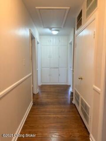 3507 Huon Dr, Louisville, KY 40218