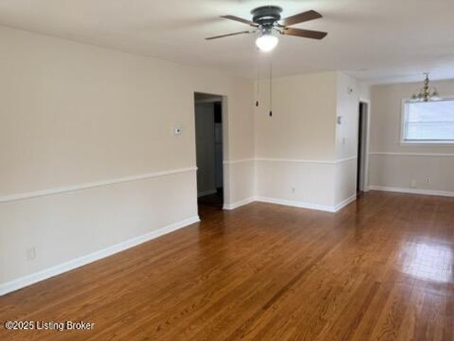 3507 Huon Dr, Louisville, KY 40218