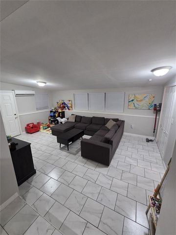 1837 LYNNCREST ROAD, Lakeland, FL 33803