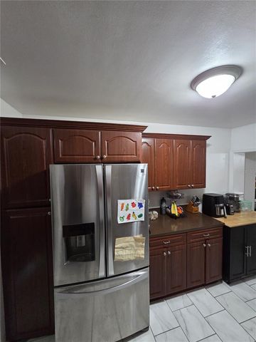 1837 LYNNCREST ROAD, Lakeland, FL 33803