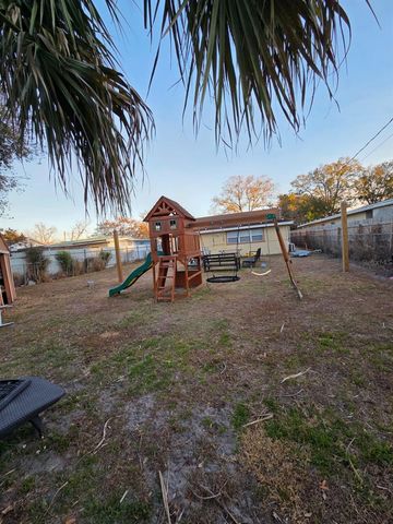 1837 LYNNCREST ROAD, Lakeland, FL 33803