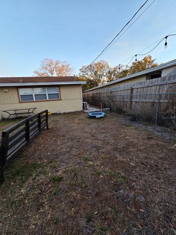 1837 LYNNCREST ROAD, Lakeland, FL 33803