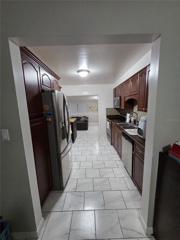 1837 LYNNCREST ROAD, Lakeland, FL 33803