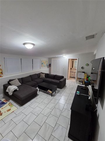 1837 LYNNCREST ROAD, Lakeland, FL 33803