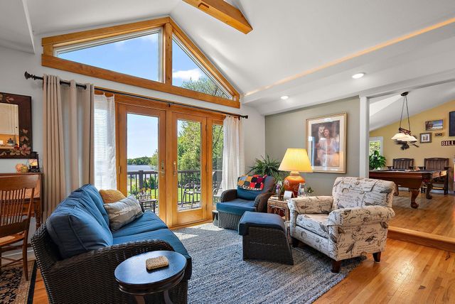 10920 32nd Avenue N, Plymouth, MN 55441