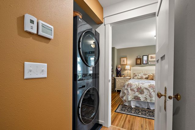 10920 32nd Avenue N, Plymouth, MN 55441