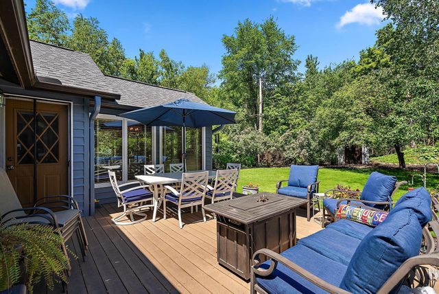 10920 32nd Avenue N, Plymouth, MN 55441