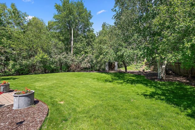 10920 32nd Avenue N, Plymouth, MN 55441