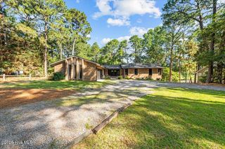 5 Crows Nest, Whispering Pines, NC 28327